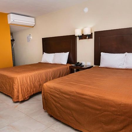 El Camino Hotel & Suites Heroica Caborca Exterior photo