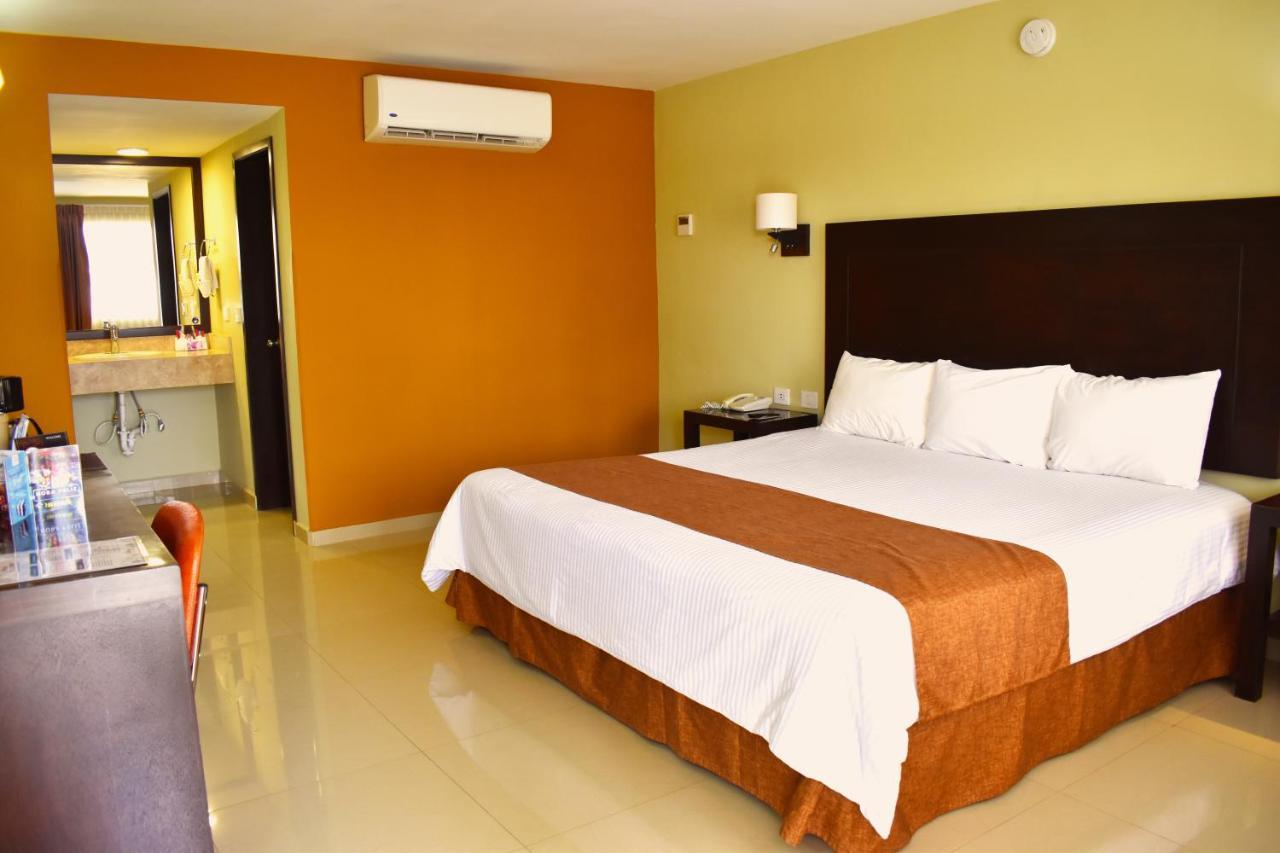 El Camino Hotel & Suites Heroica Caborca Exterior photo